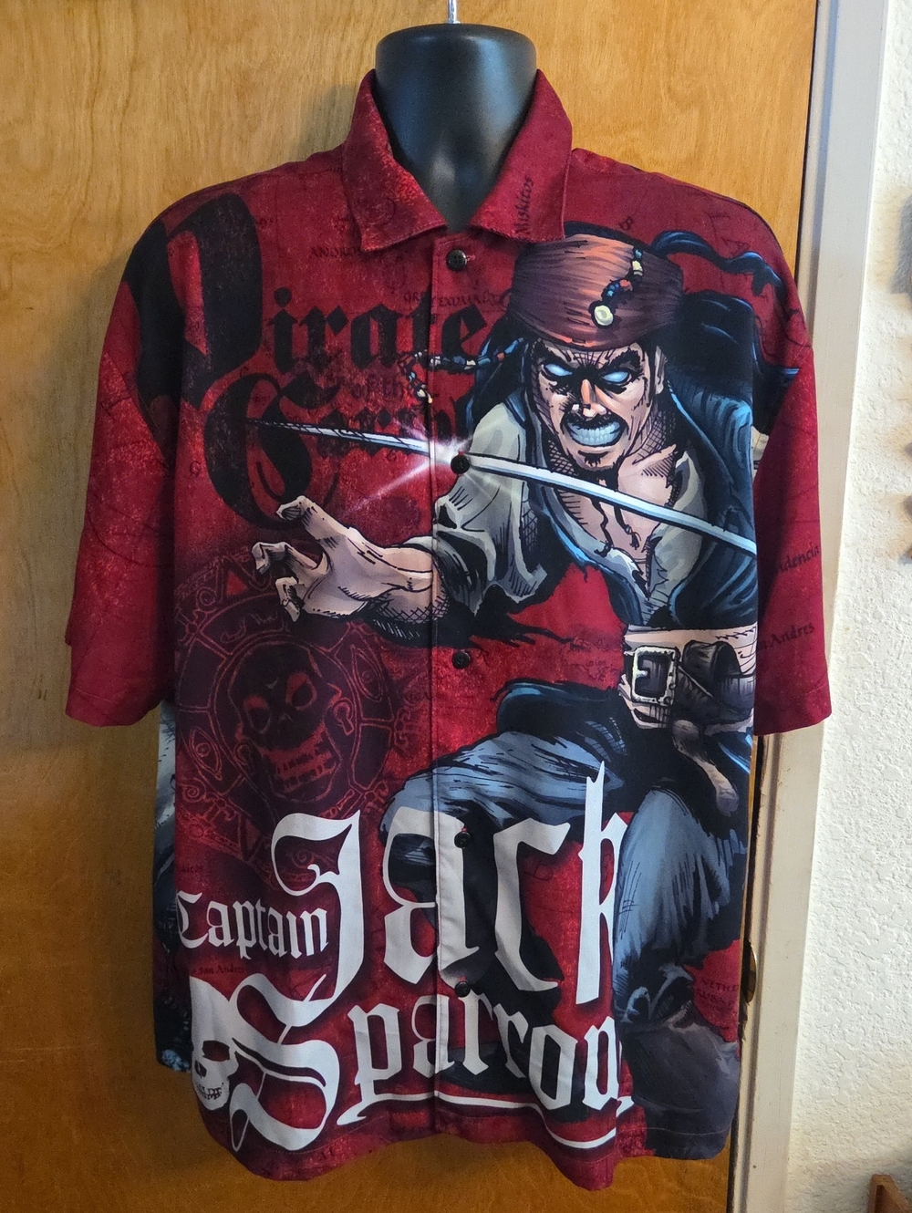 Disney Captain Jack Sparrow Hawaiian Shirt Mens Large Red Pirates Of Caribbean
